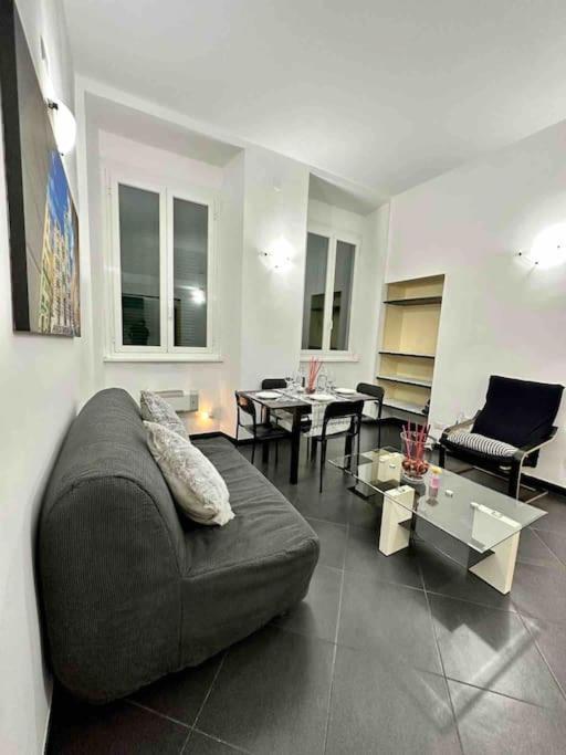 Sweet Privato 010025-lt-3625 Genova